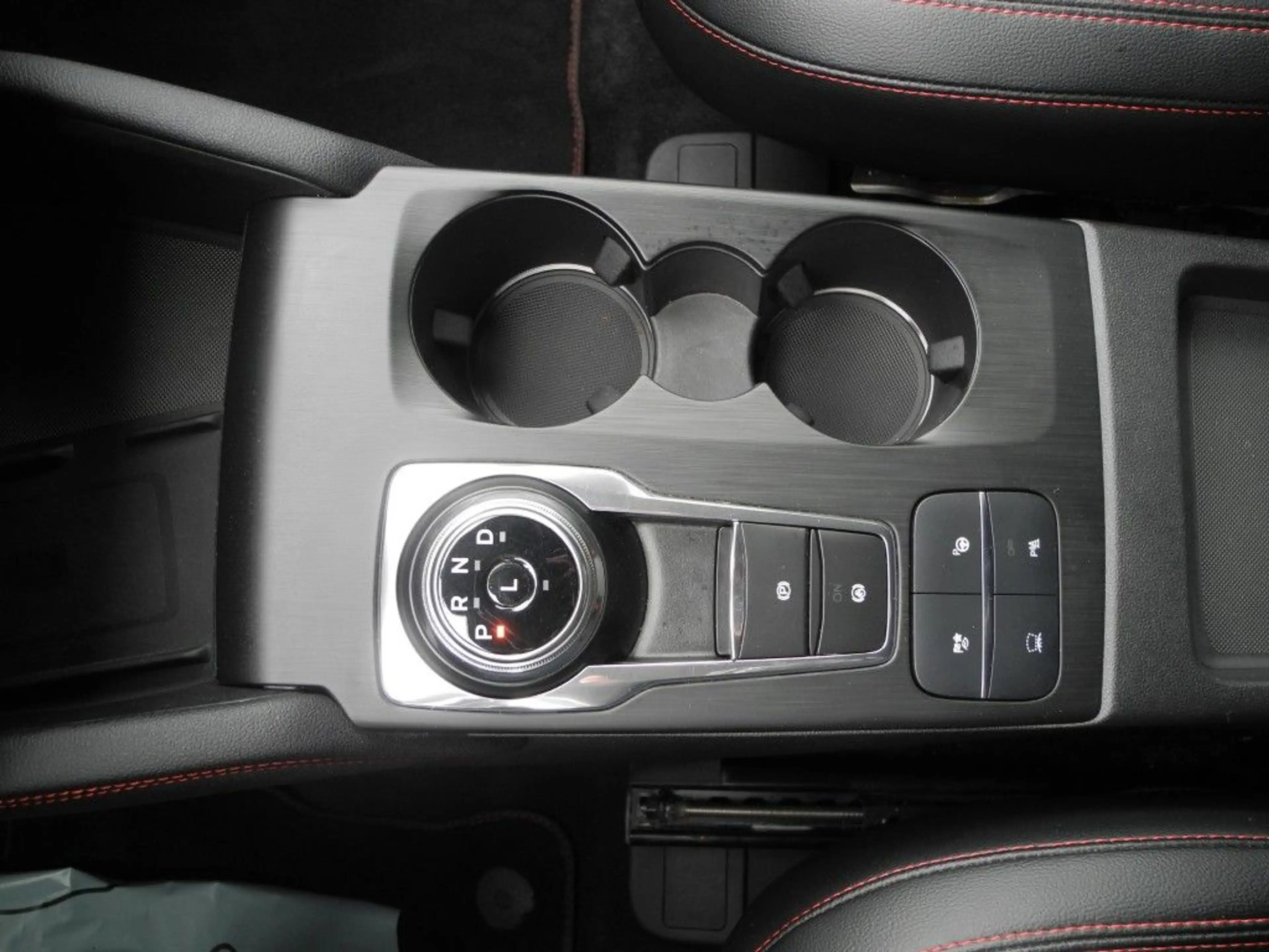 Ford Kuga FHEV 4x4 ST-LINE X - Adapt. LED, iACC, AHK, WR — photo 13