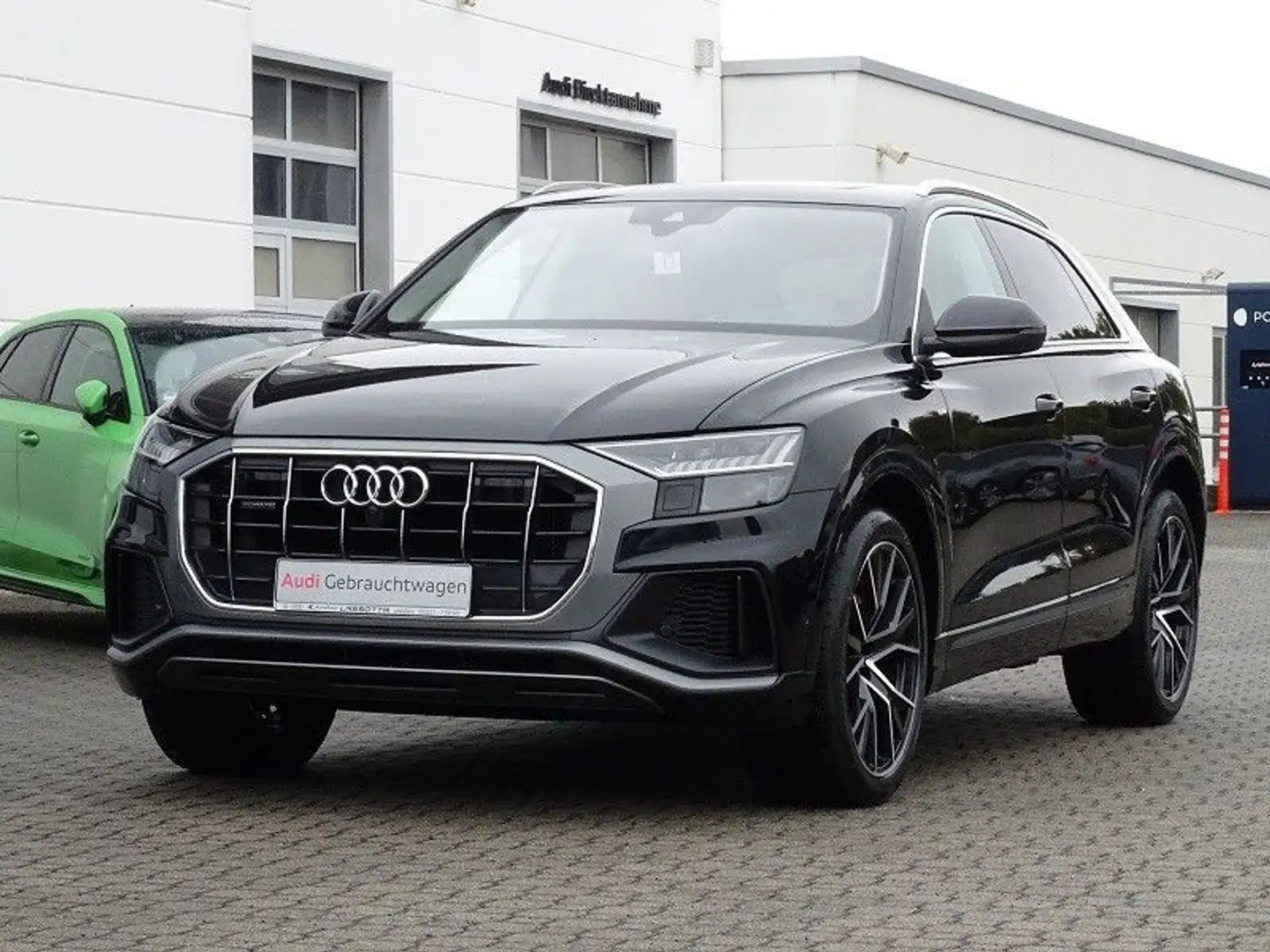 Audi Q8 50 TDI S Line Plus quattro / B & O Schwarz - 1