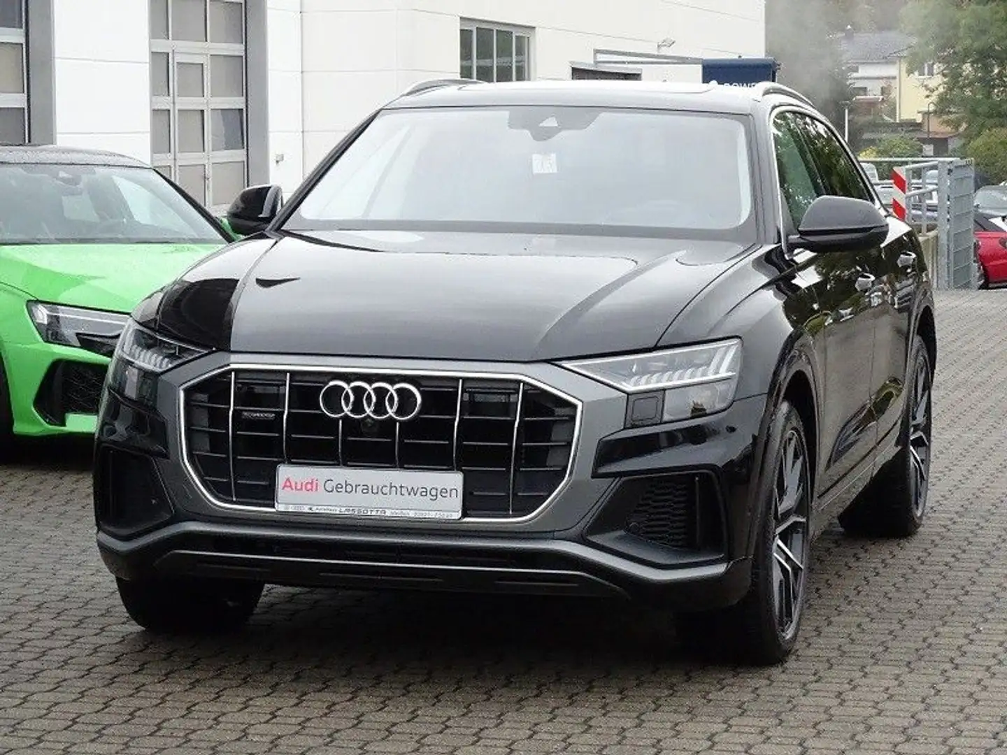 Audi Q8 50 TDI S Line Plus quattro / B & O Schwarz - 2