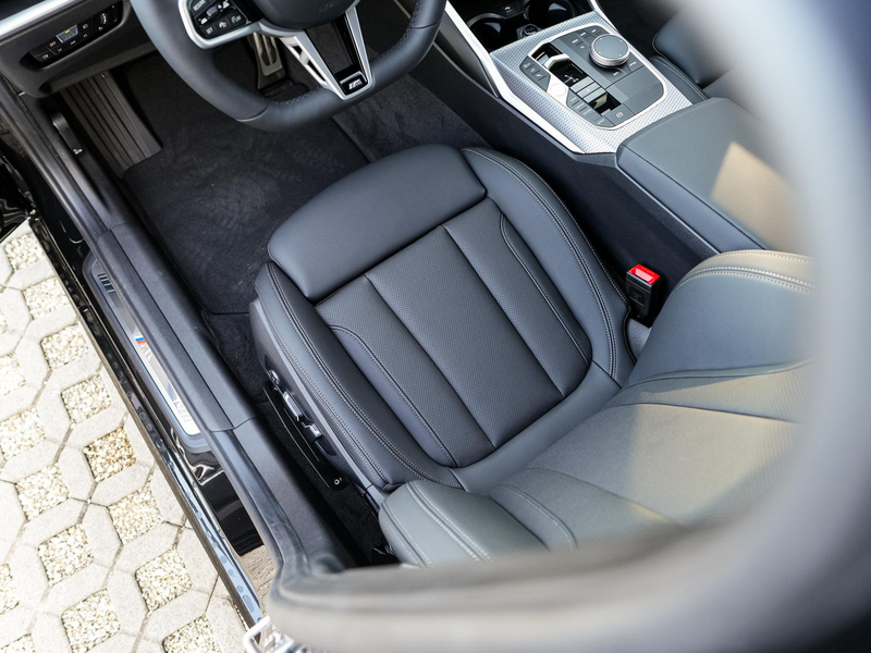 BMW 330 d xDrive Tour M-Sport 19 AHK eSitze PANO HuD — photo 9