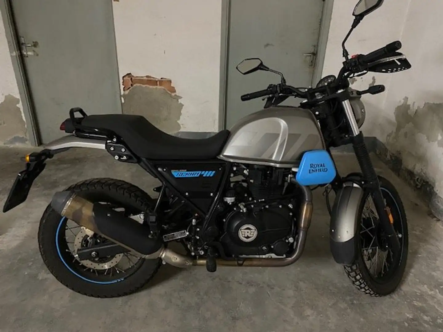 Royal Enfield Scram 411 Grigio - 1