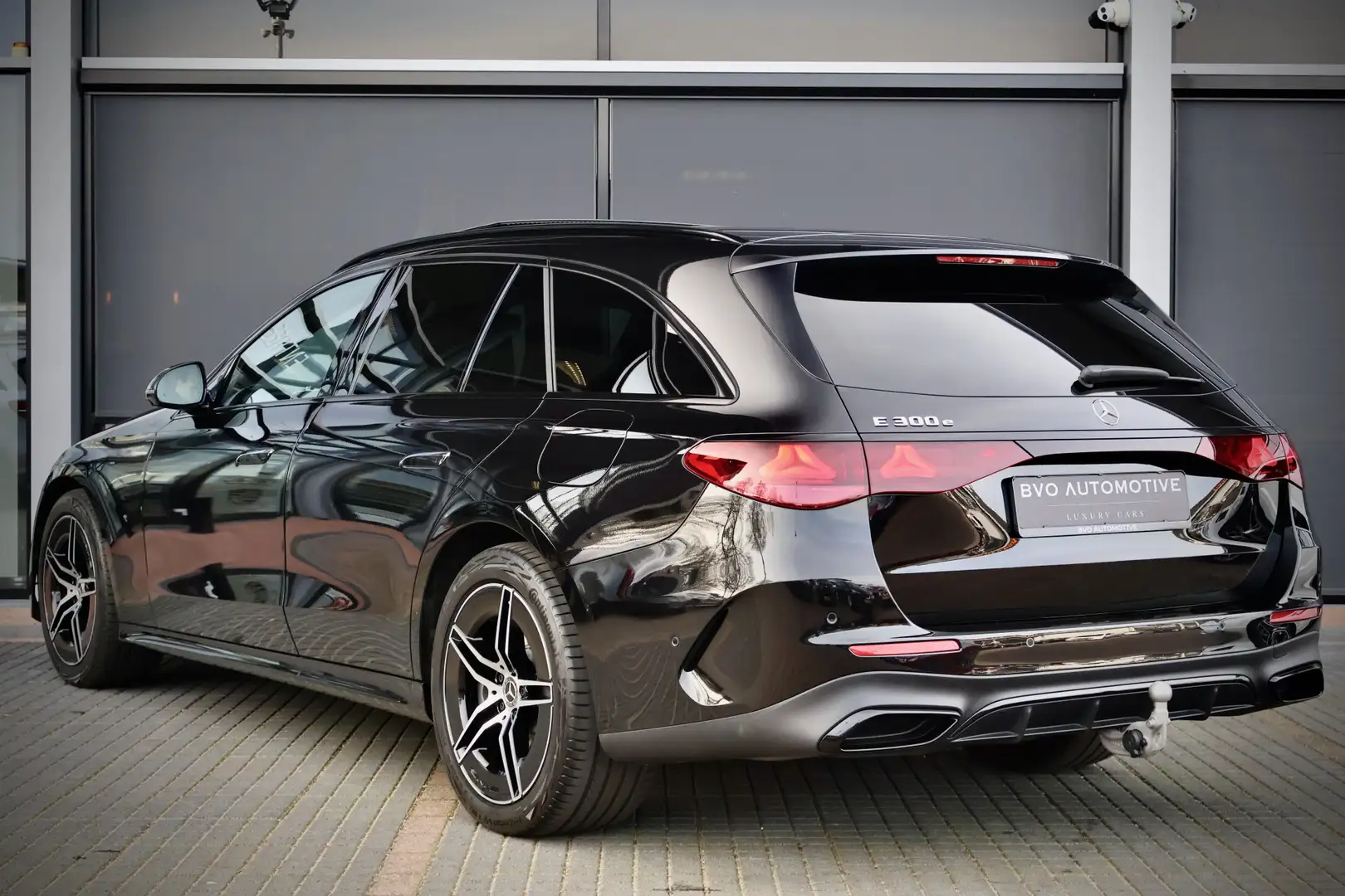 Mercedes-Benz E 300 Estate e AMG Line Luchtvering Pano Keyless Trekhaa Nero - 2