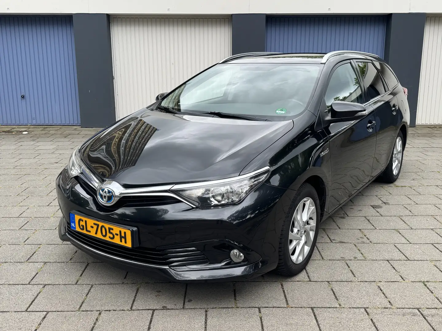 Toyota Auris 1.8 Hybrid Pano Touring Sports 2015 Zwart - 1