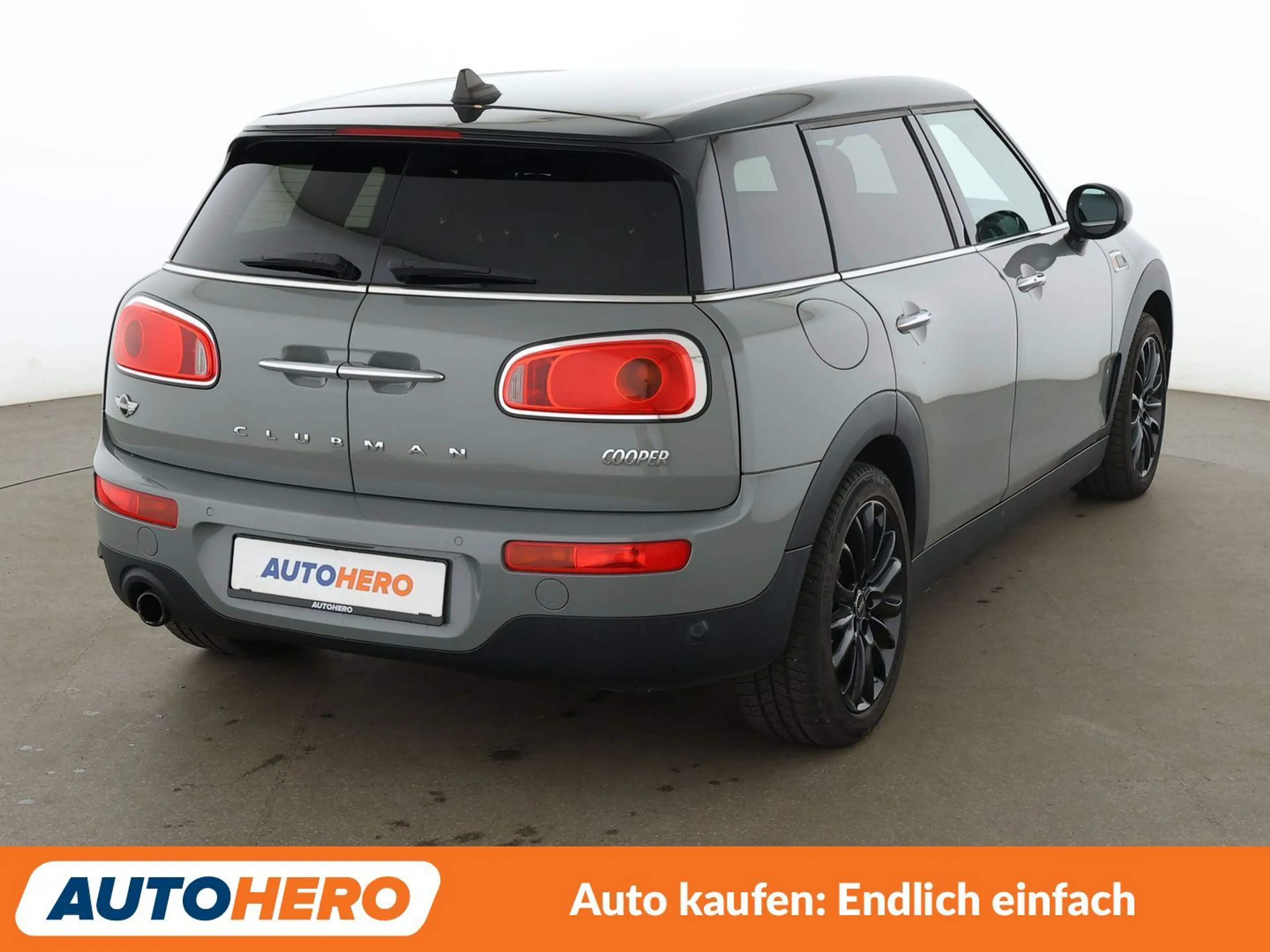 MINI Cooper Clubman Cooper *NAVI*TEMPO*PDC*SHZ*HARMAN/KARDON* — photo 6
