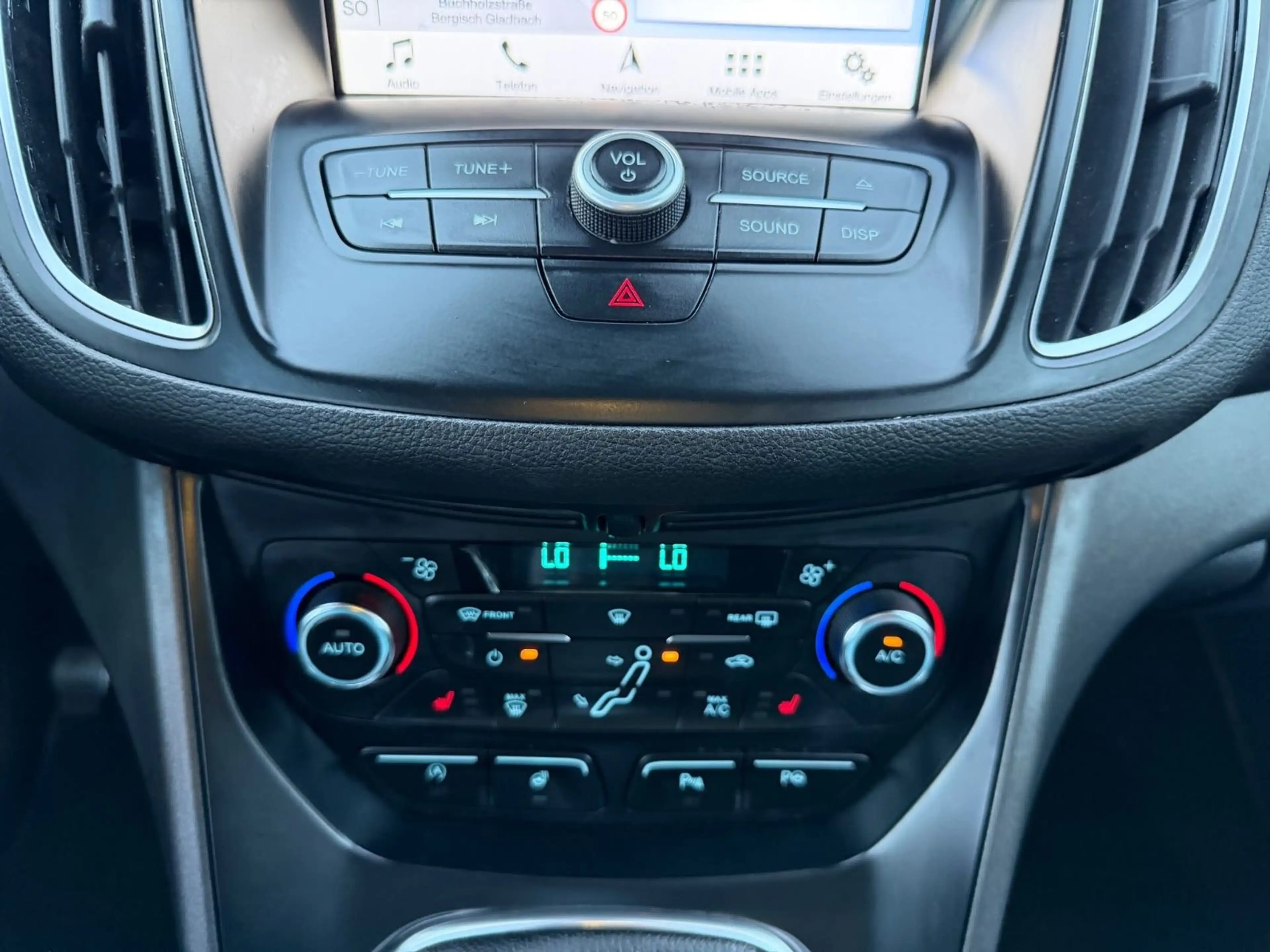 Ford Grand C-Max Grand C-MAX Cool & Connect 7Sitzer*Navi*Kamera* — photo 15