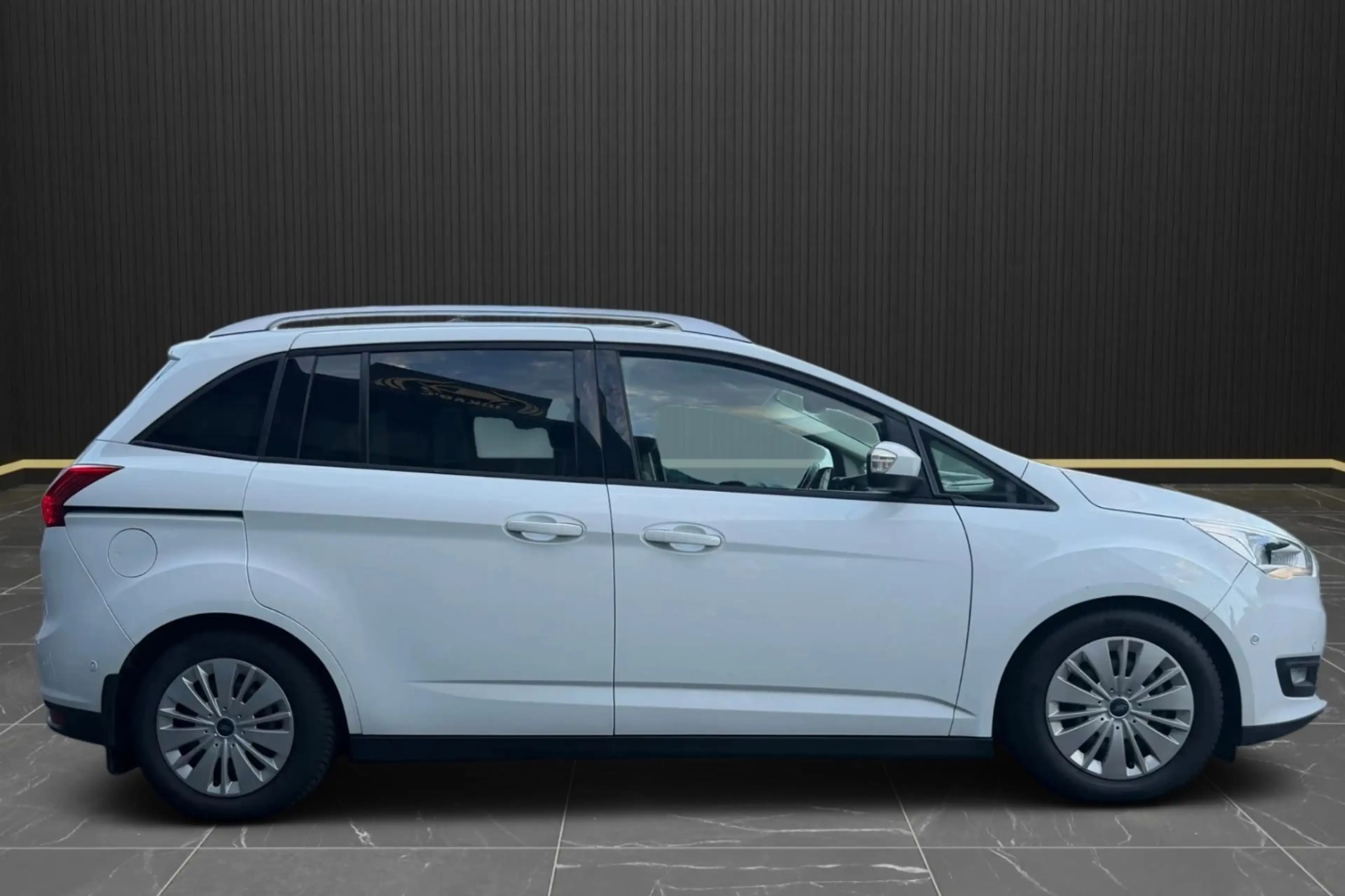 Ford Grand C-Max Grand C-MAX Cool & Connect 7Sitzer*Navi*Kamera* — photo 6