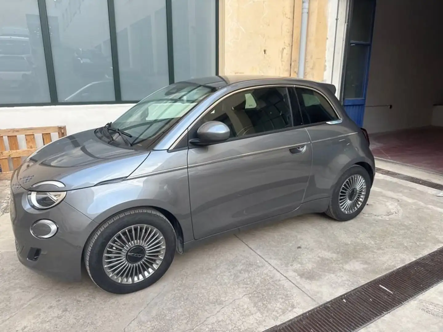 Fiat 500e Elettrica La Prima 118cv Grigio - 2
