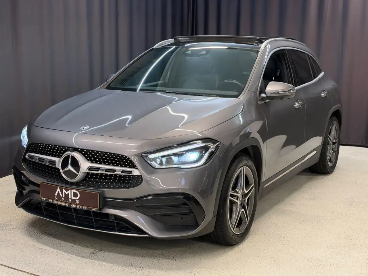 Mercedes-Benz GLA 200