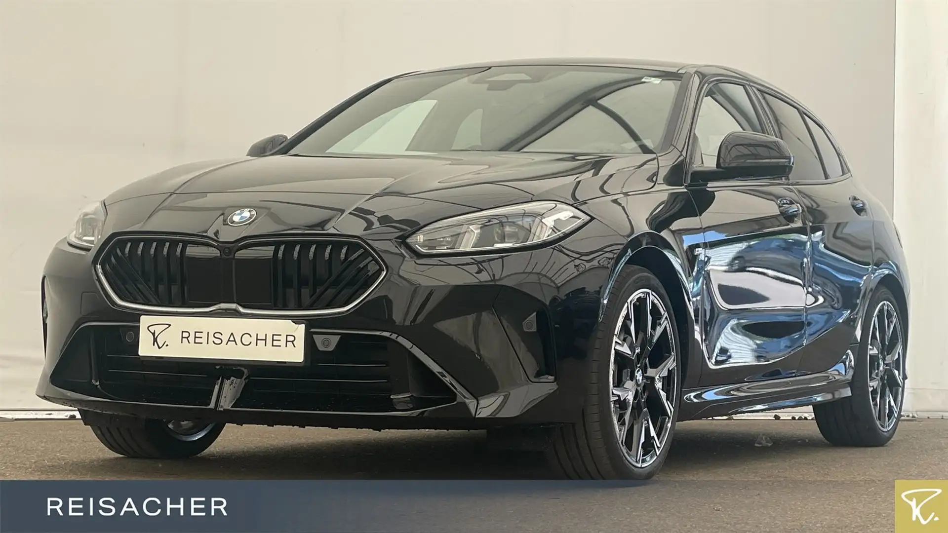BMW 123 A xDrive M-Sport,AHK,DA+ Schwarz - 1