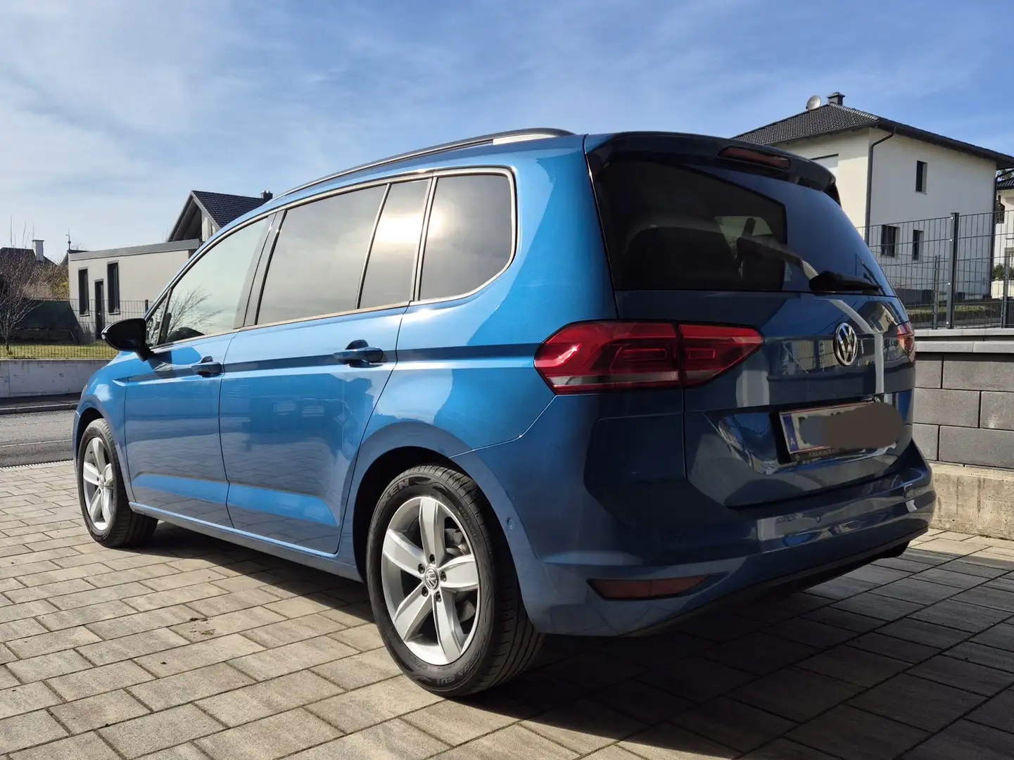 Volkswagen Touran Comfortline 1,6 SCR TDI - 1