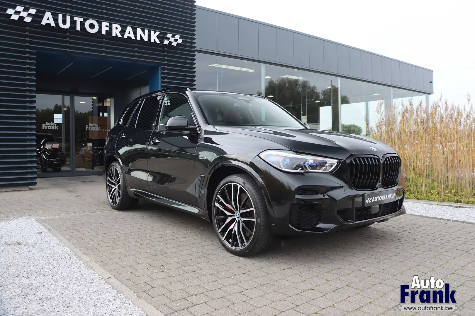 BMW X5 45E / M-SPORT / TV / NIGHT VIS / PANO / INTGR STR Zwart - 1