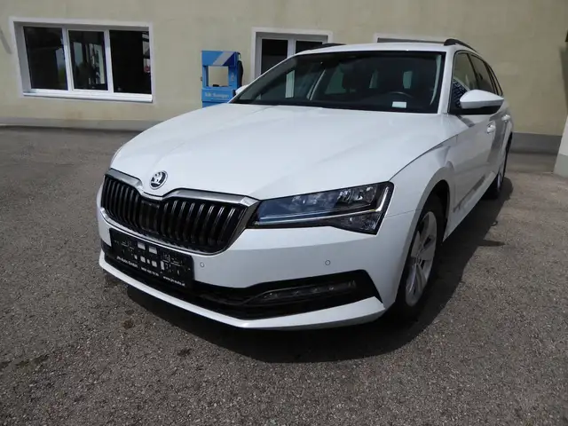 Skoda Superb Kombi 2,0 TDI Ambition DSG