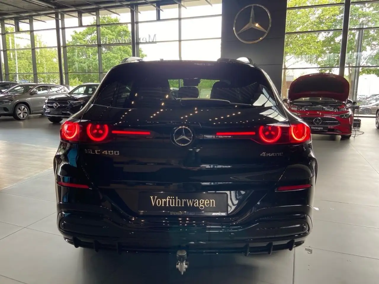 Mercedes-Benz GLC 400 4M EQ AMG+NightP+AHK+SkyControl+Hyperscr 11