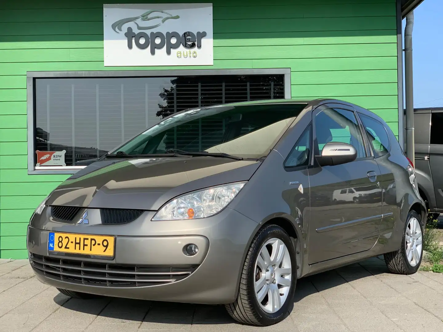 Mitsubishi Colt 1.3 Incharge+ | Met Airco | Nieuwe APK | Šedá - 1