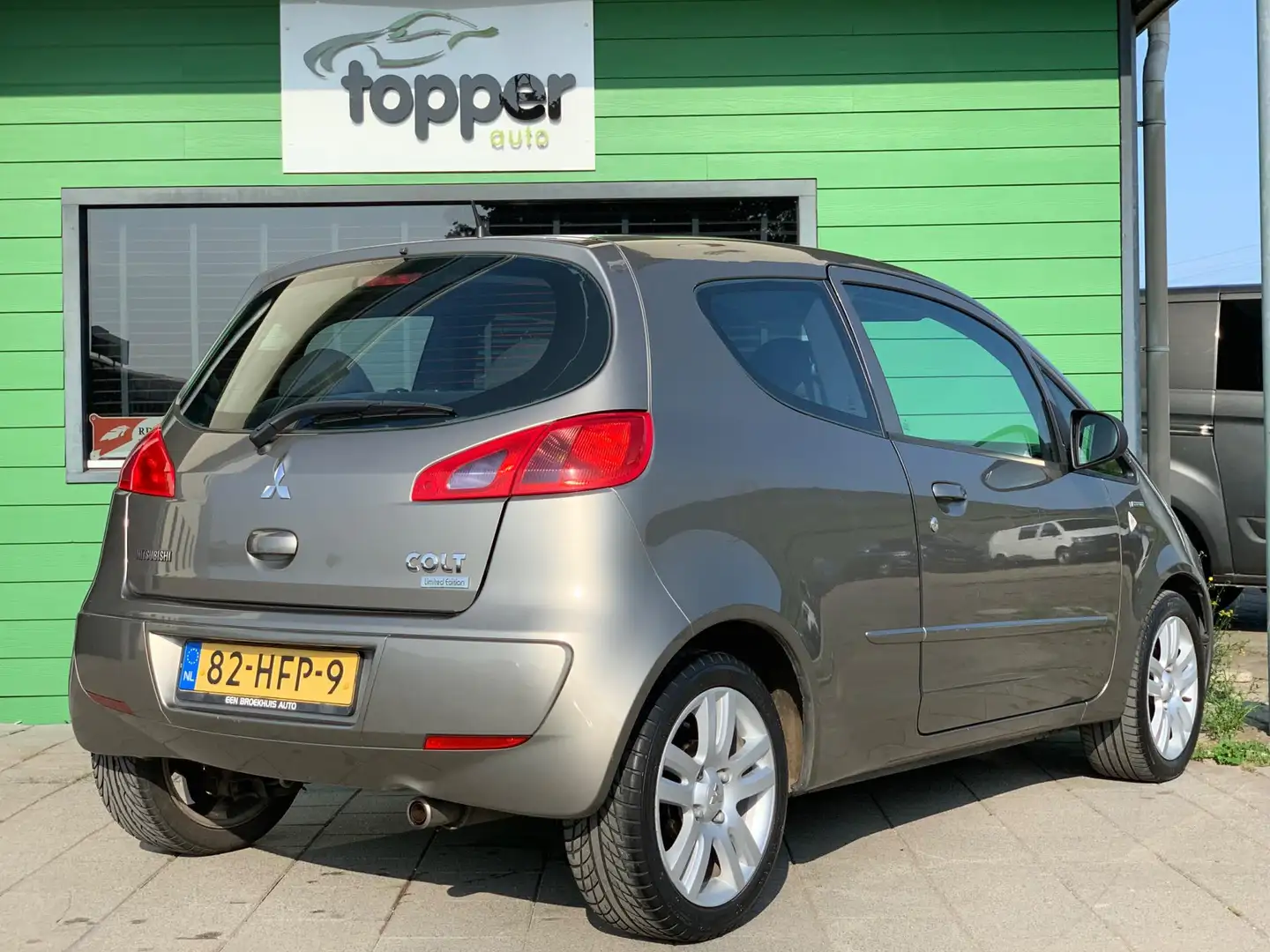 Mitsubishi Colt 1.3 Incharge+ | Met Airco | Nieuwe APK | Šedá - 2