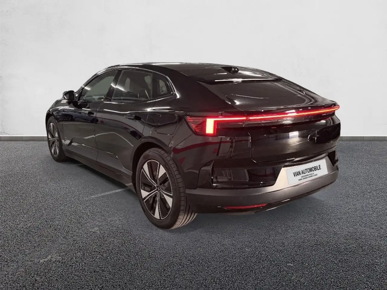 Polestar 4 2024
