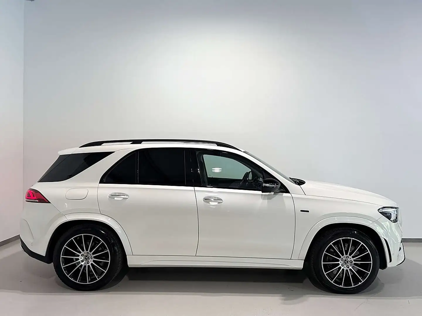 Mercedes-Benz GLE 350 de 4Matic Aut/AMG-Sport/HEAD-UP/AHK/360*Grad Weiß - 2