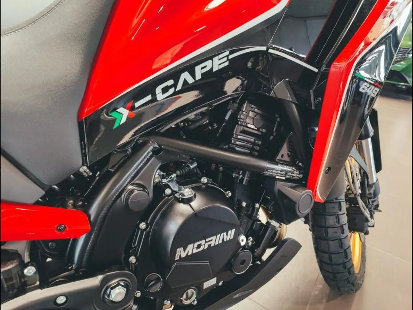 Moto Morini X-Cape GOLD WHEEL Red - 2