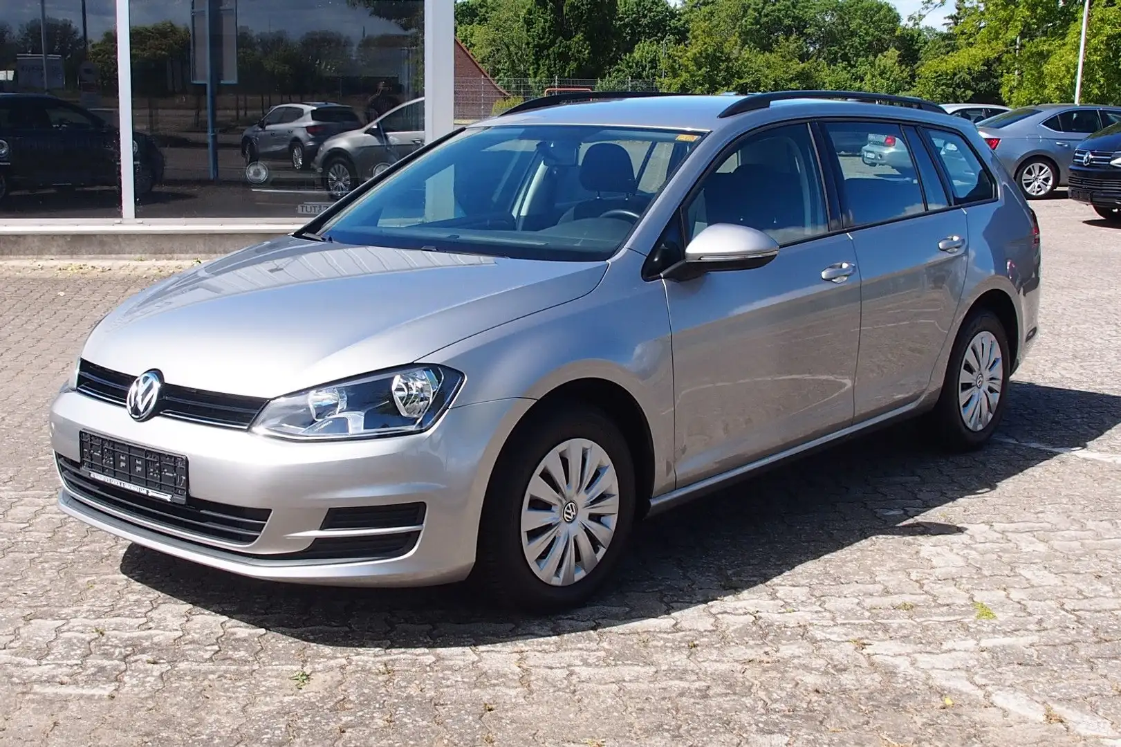 Volkswagen Golf VII Variant Trendline BMT 1.Hand Scheckheft Argento - 1
