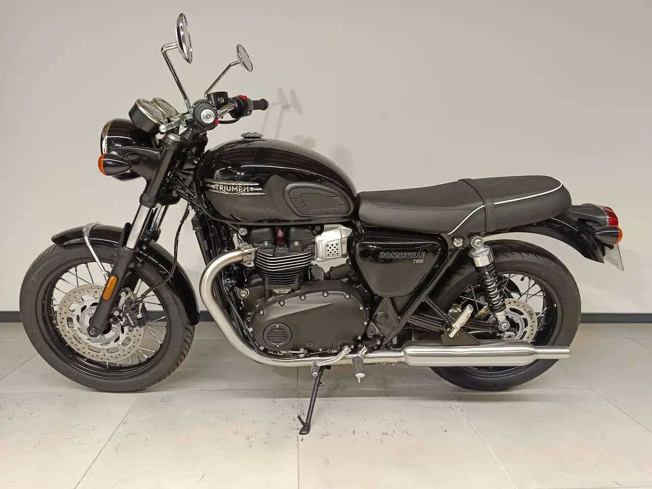 Triumph Bonneville T100