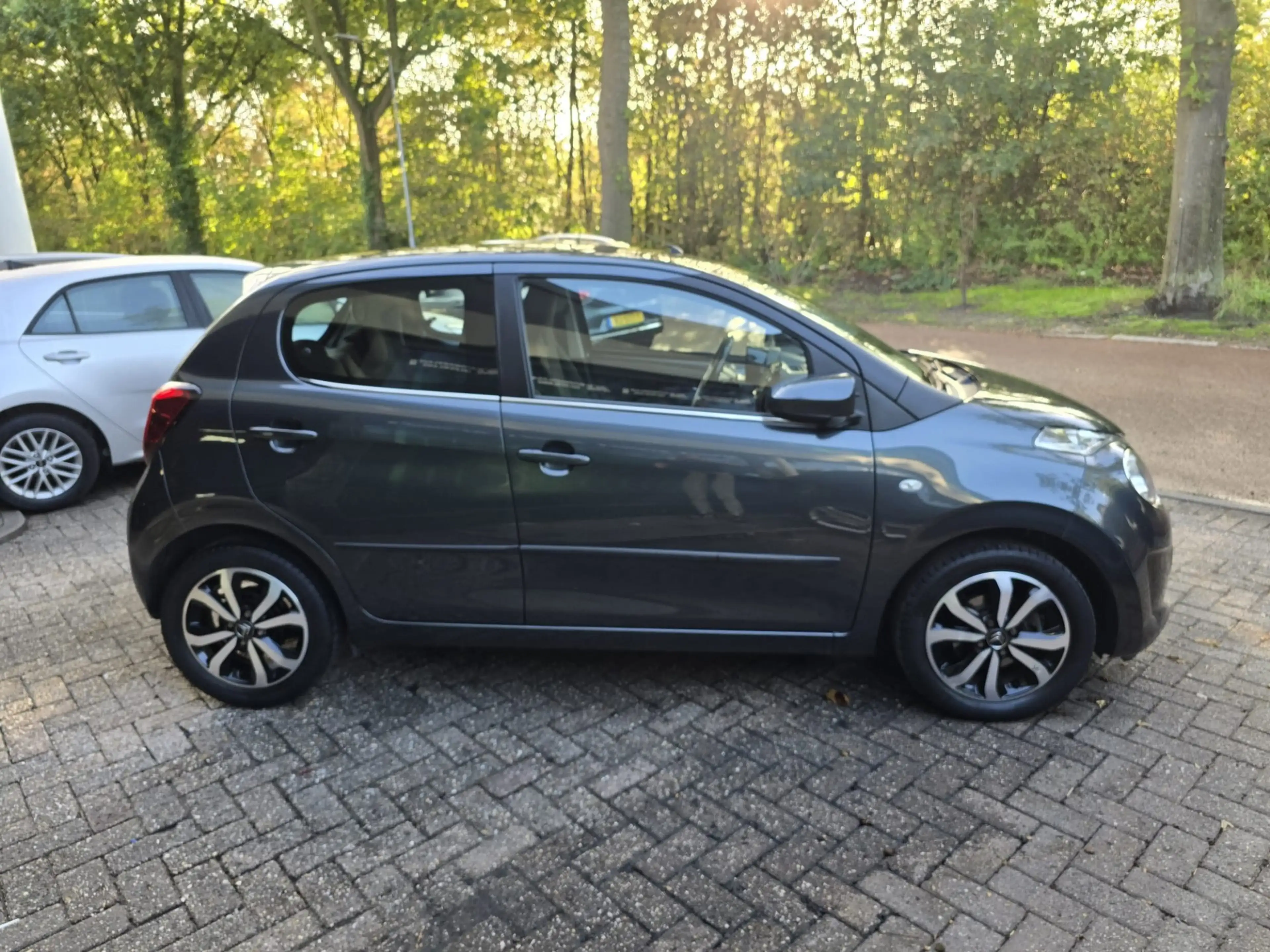 Citroen C1 1.0 VTi Shine | AUTOMAAT | 1E EIGENAAR | 3/6 OF 12 — photo 4