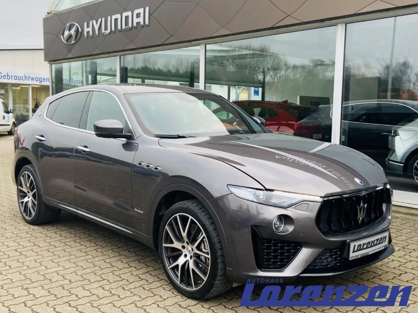 Maserati Levante Gran Sport V6 S 3.0 Q4 Allrad Luftfederung AD Navi Grau - 1