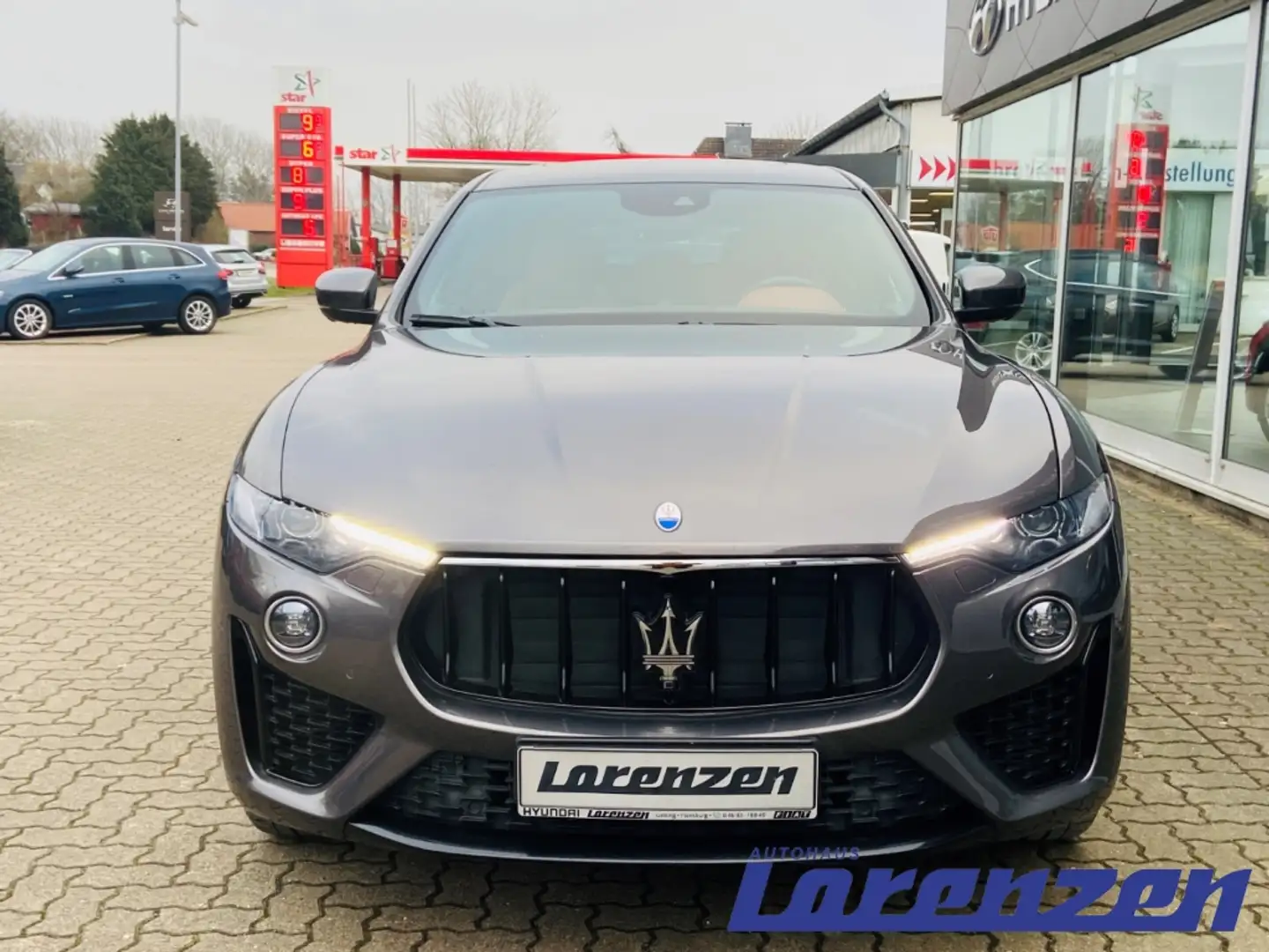 Maserati Levante Gran Sport V6 S 3.0 Q4 Allrad Luftfederung AD Navi Grau - 2