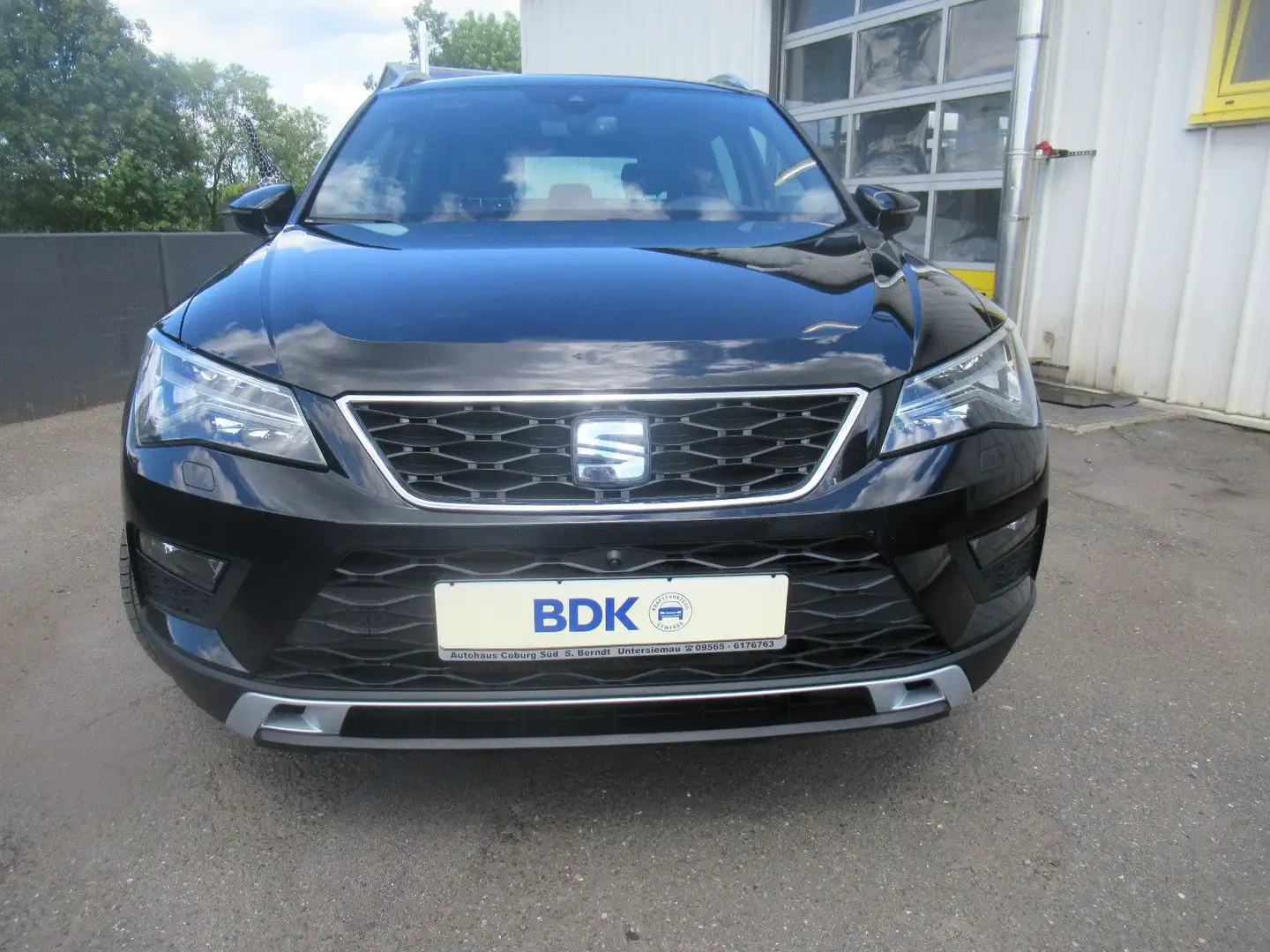 SEAT Ateca Xcellence 4Drive LED NAVI SHZG AHK KAMERA Schwarz - 2