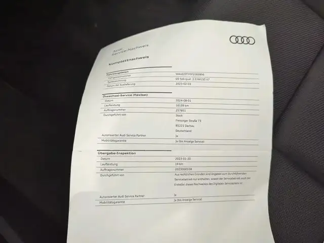 Audi Q5 view 12