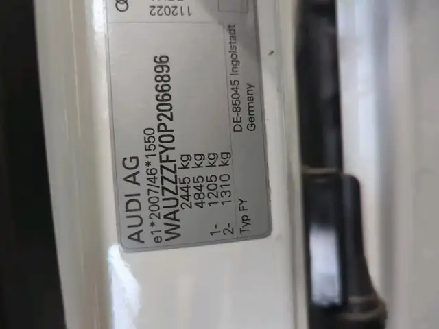 Audi Q5 view 15