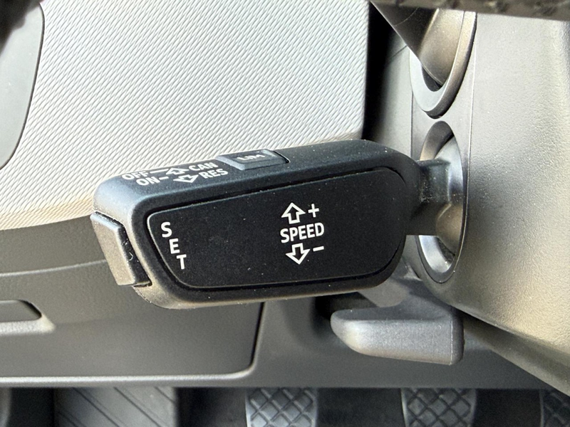 Audi A4 Avant 2.0 TFSI sport 6-Gang LED, AHK, NAV,SHZ — photo 14