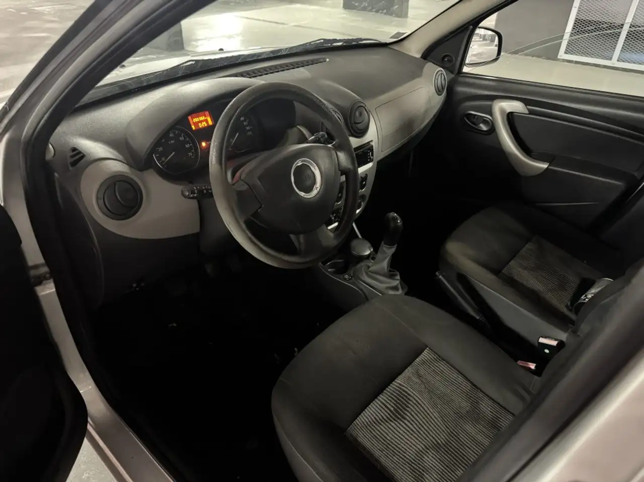 Dacia Sandero Sandero — photo 9