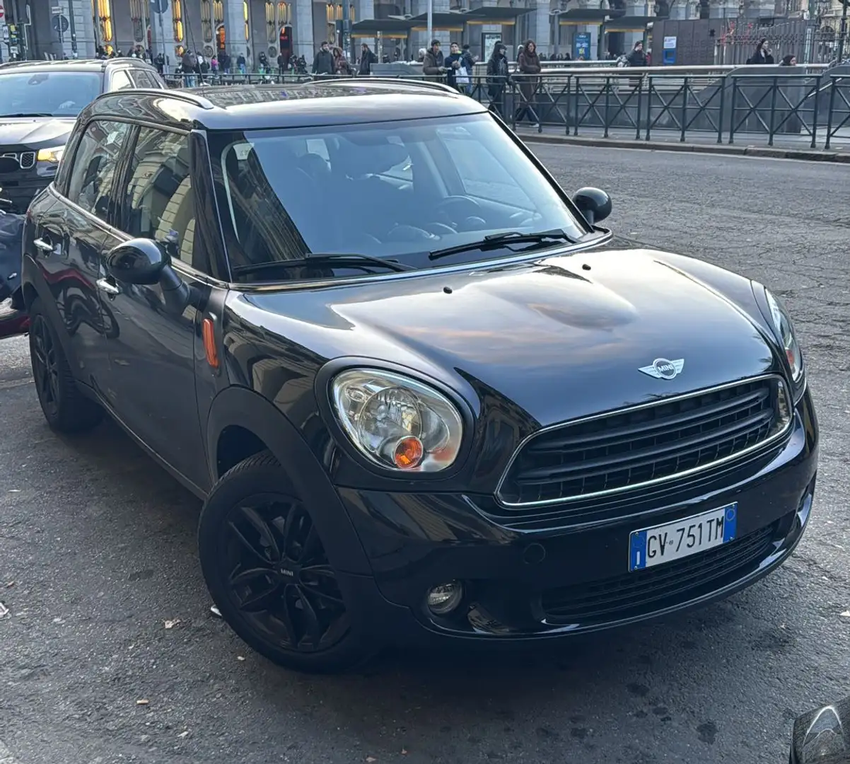 MINI Cooper Countryman 1.6 auto Чорний - 1