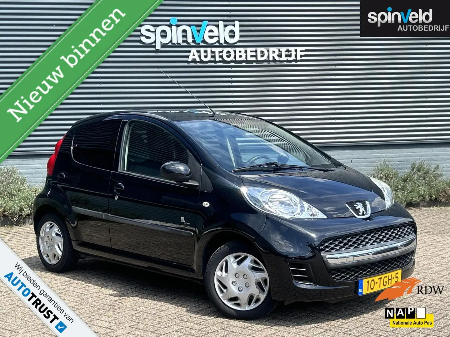 Peugeot 107 1.0-12V Black & Silver BJ’12 NAP NL Dealer onderh Zwart - 1