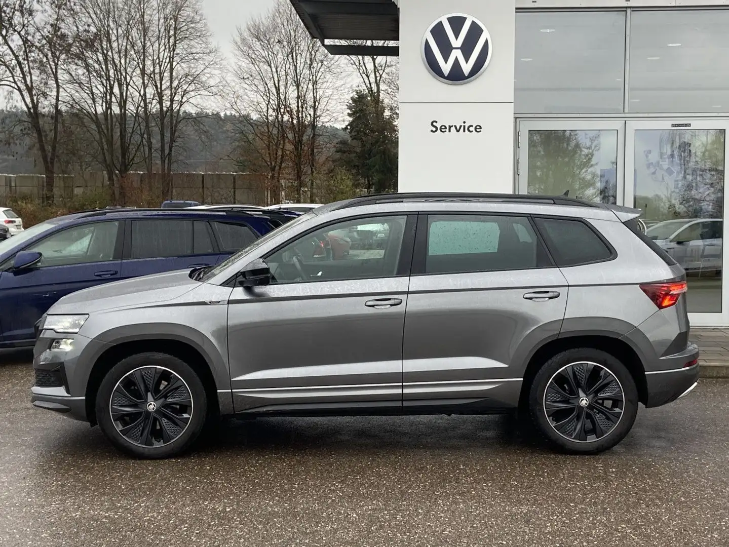 Skoda Karoq 2.0 TSI DSG 4x4 Sportline 18"+EL.HECK+NAVI Grau - 2
