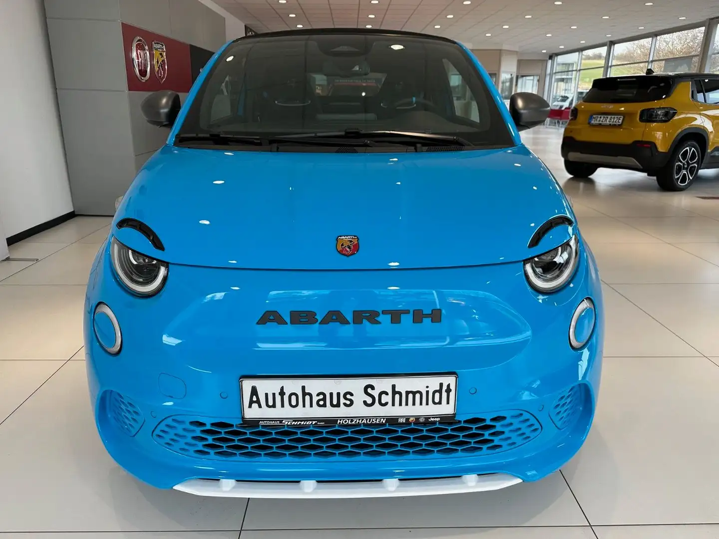 Abarth 500 e Cabrio Turismo Azul - 1
