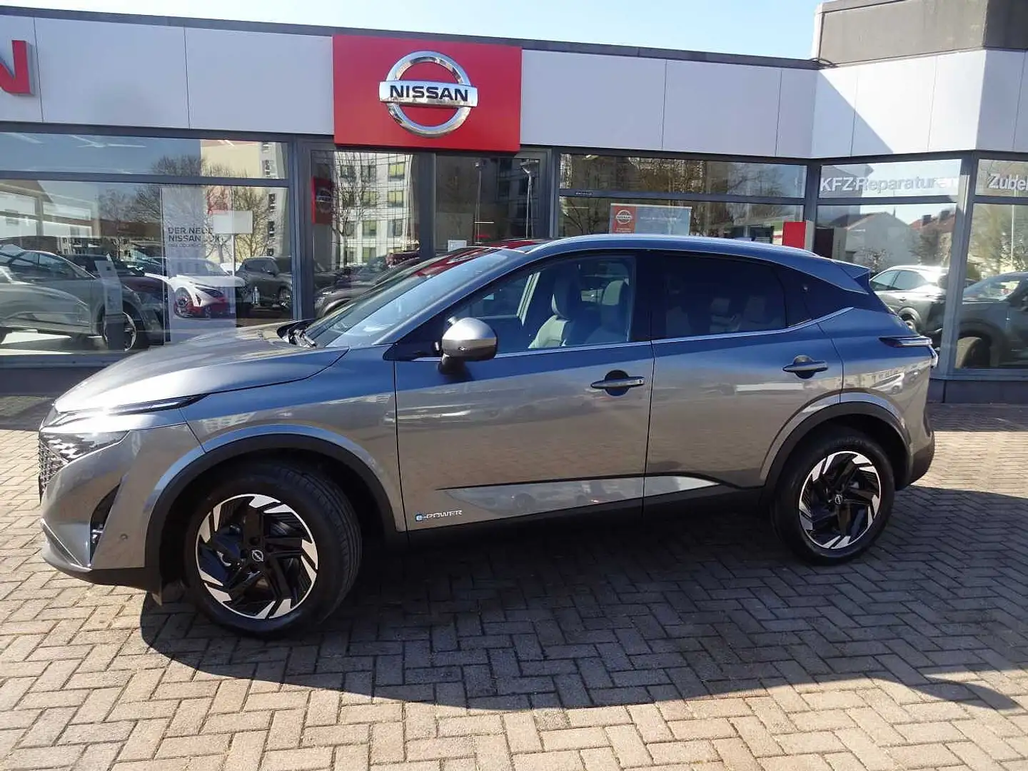 Nissan Qashqai Elektro/Benzin 1.5 VC-T e-Power N-Connecta, AFA,Wi Grau - 1