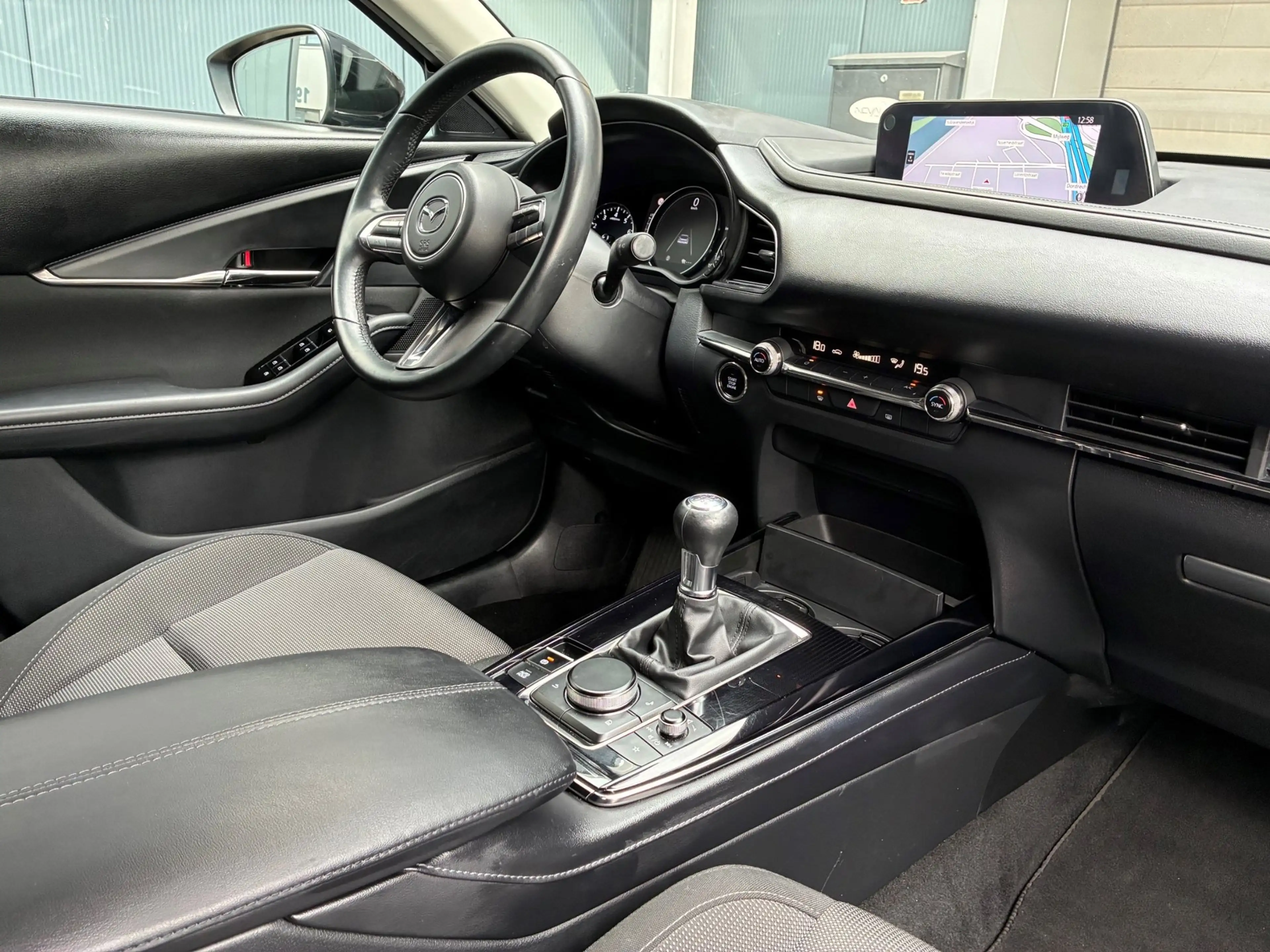 Mazda CX-30 2.0 e-SkyActiv-G M Hybrid 360 CAMERA 18" ELECTR AC — photo 20