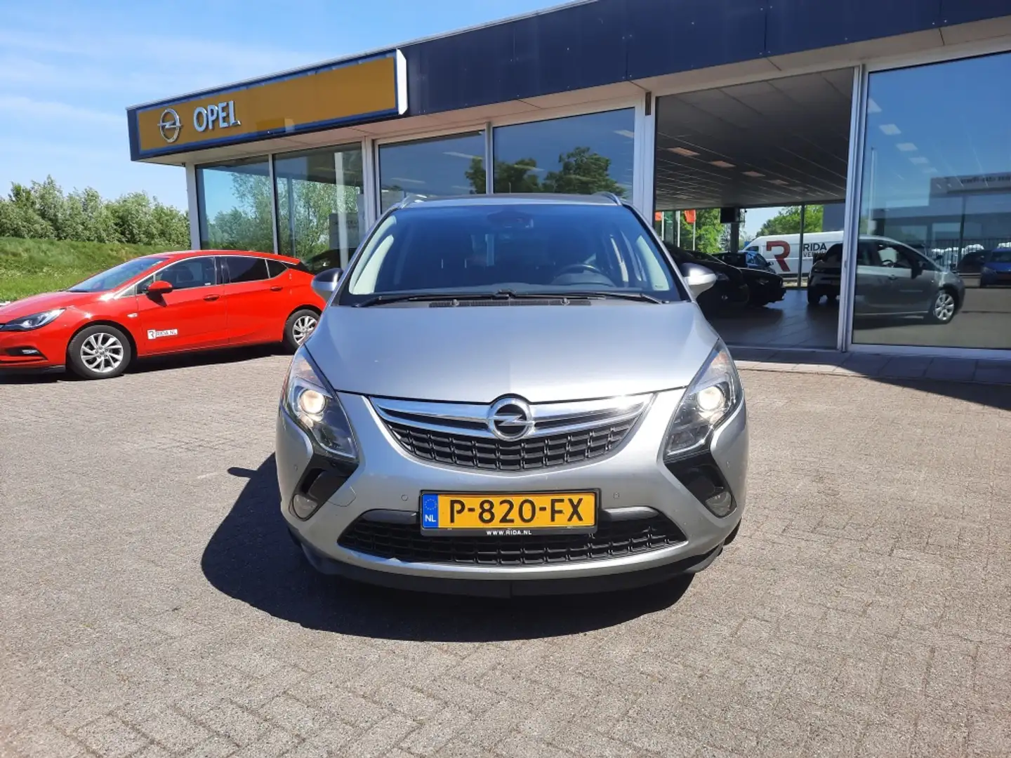 Opel Zafira Tourer 1.4i Turbo Cosmo Grijs - 2