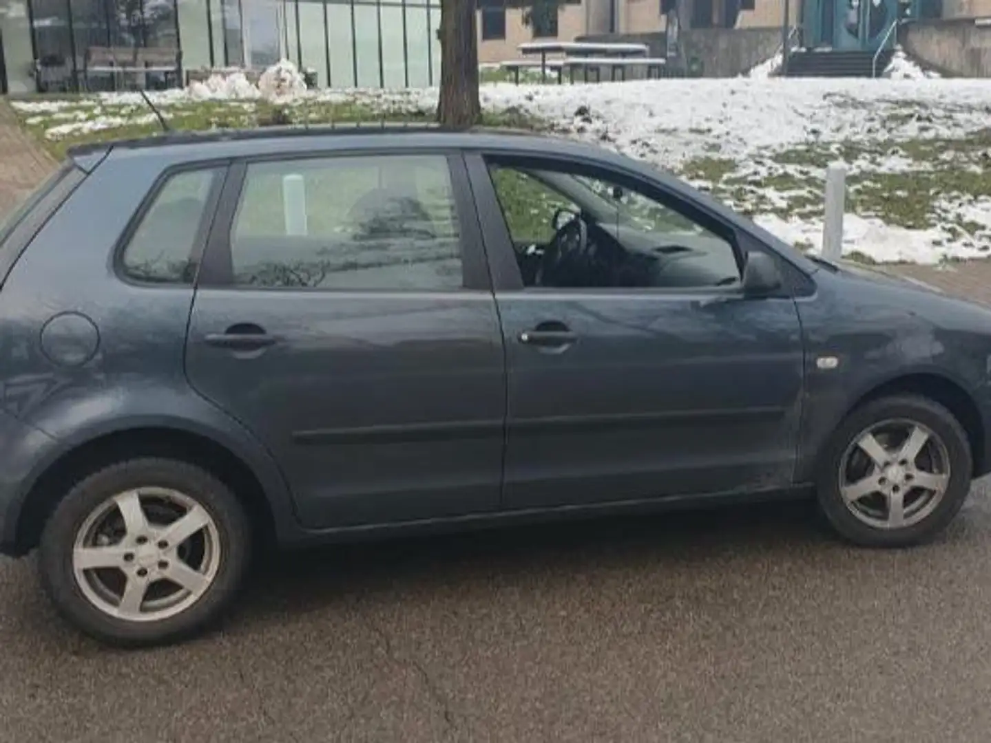 Volkswagen Polo 1.4i 16v Comfortline Bleu - 1