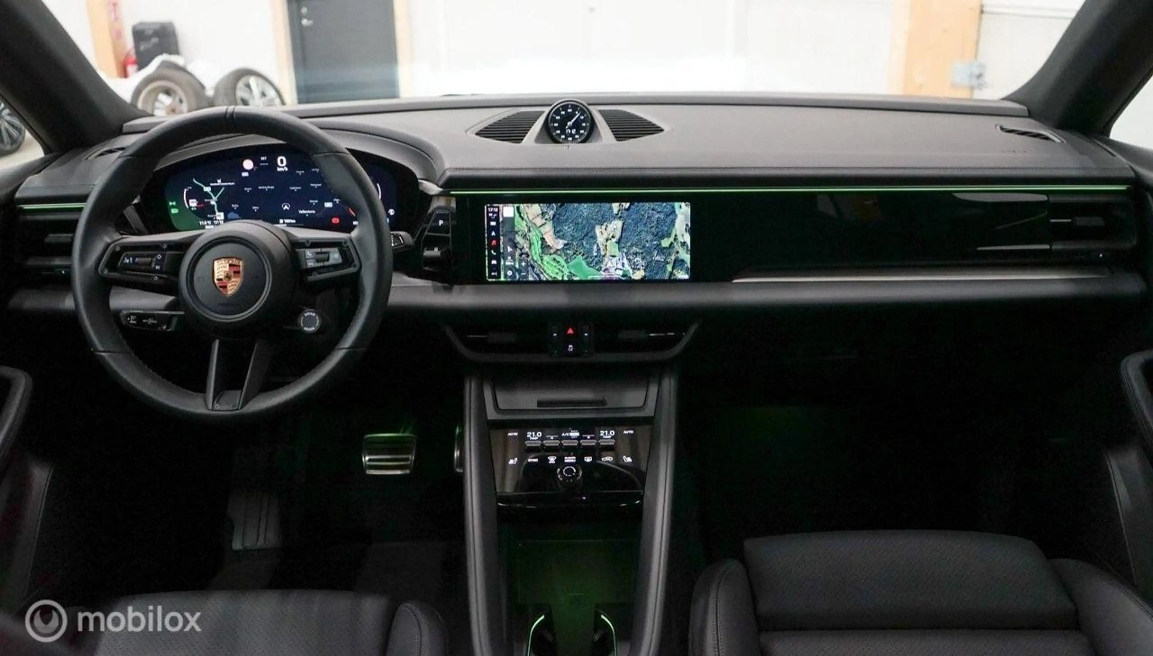 Porsche Macan 4 100 kWh, Pano, Bose, Leer, 22 inch, trekhaak — photo 15