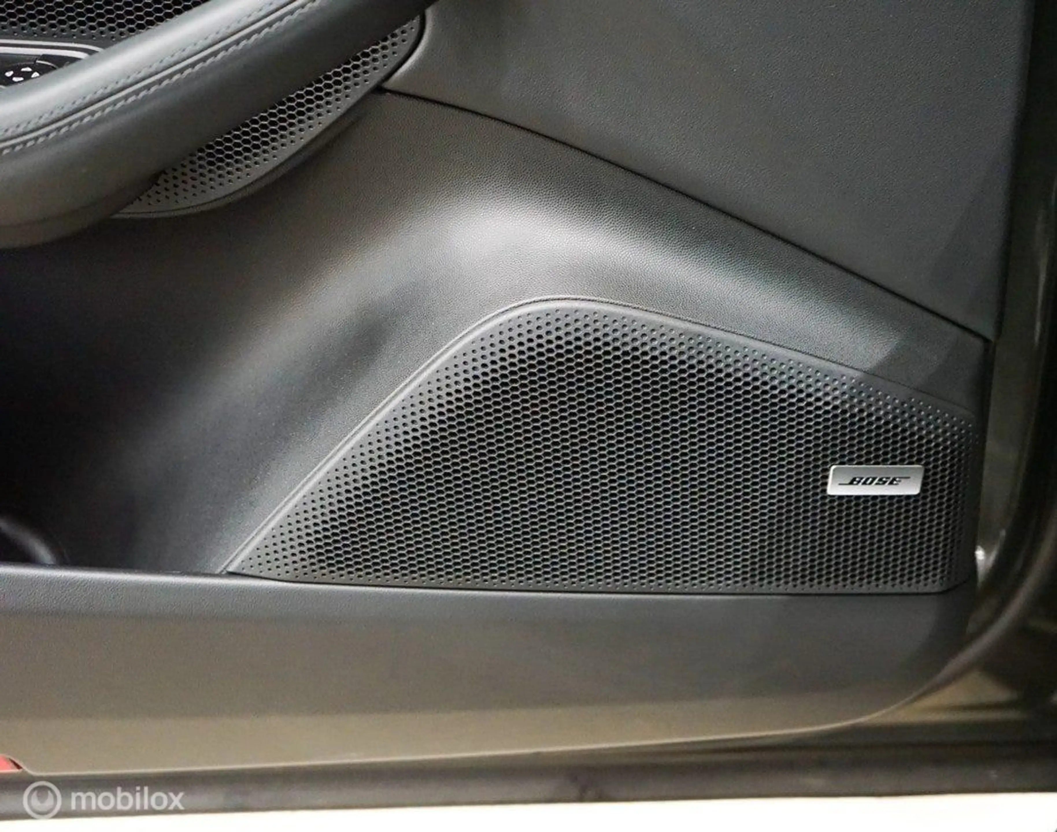 Porsche Macan 4 100 kWh, Pano, Bose, Leer, 22 inch, trekhaak — photo 20