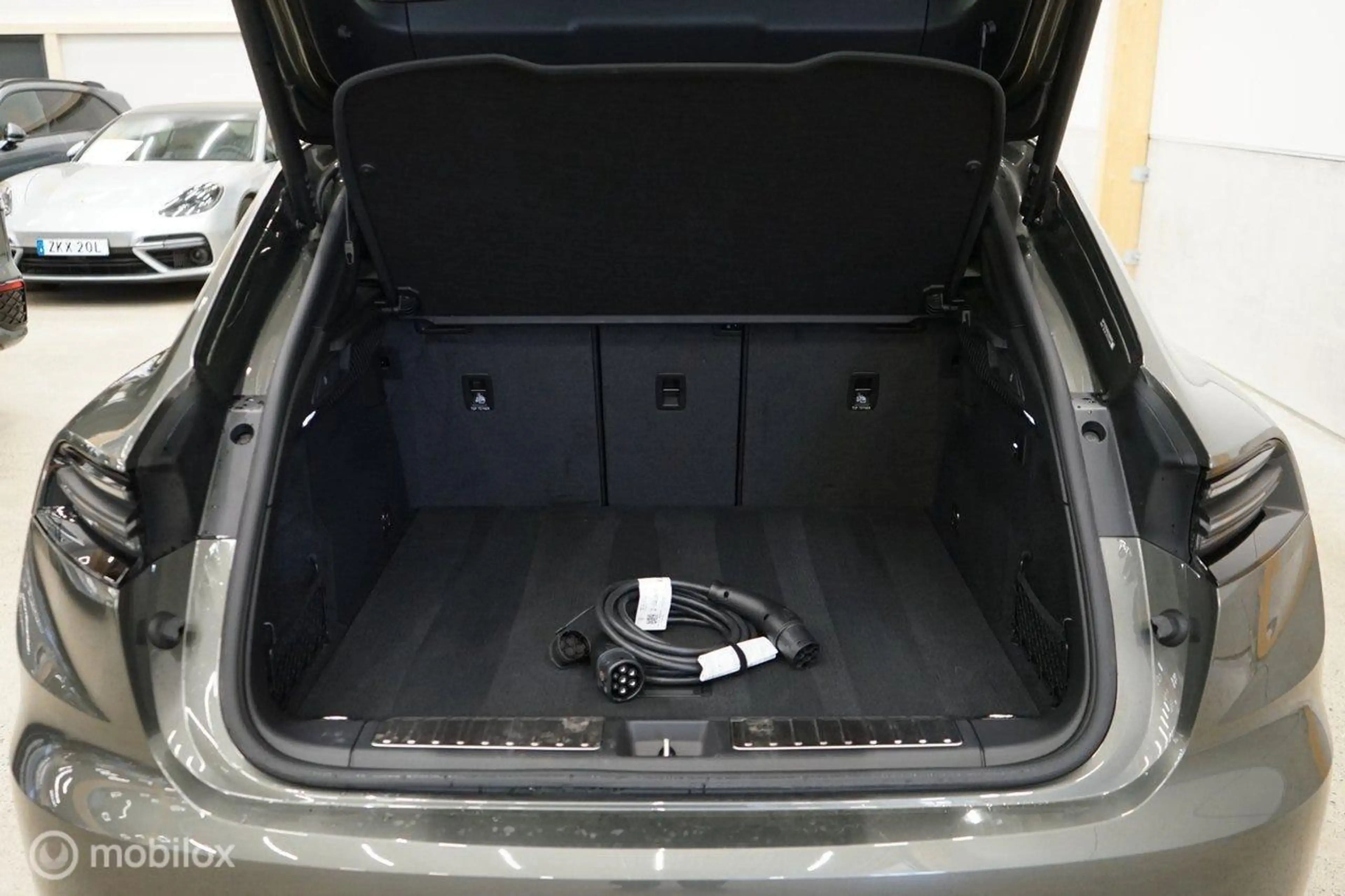 Porsche Macan 4 100 kWh, Pano, Bose, Leer, 22 inch, trekhaak — photo 24