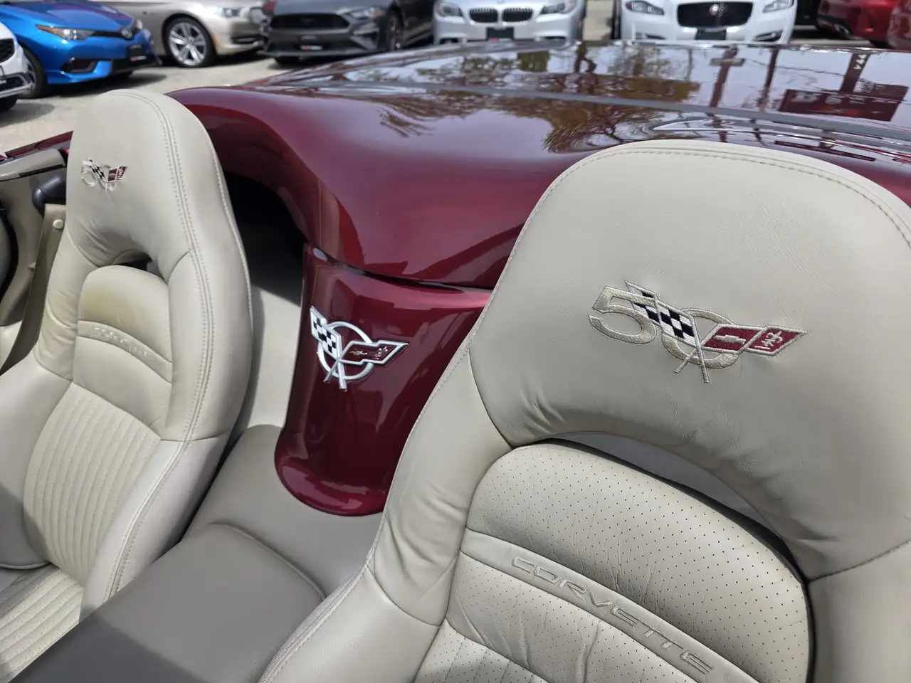 Chevrolet Corvette снимка Chevrolet Corvette