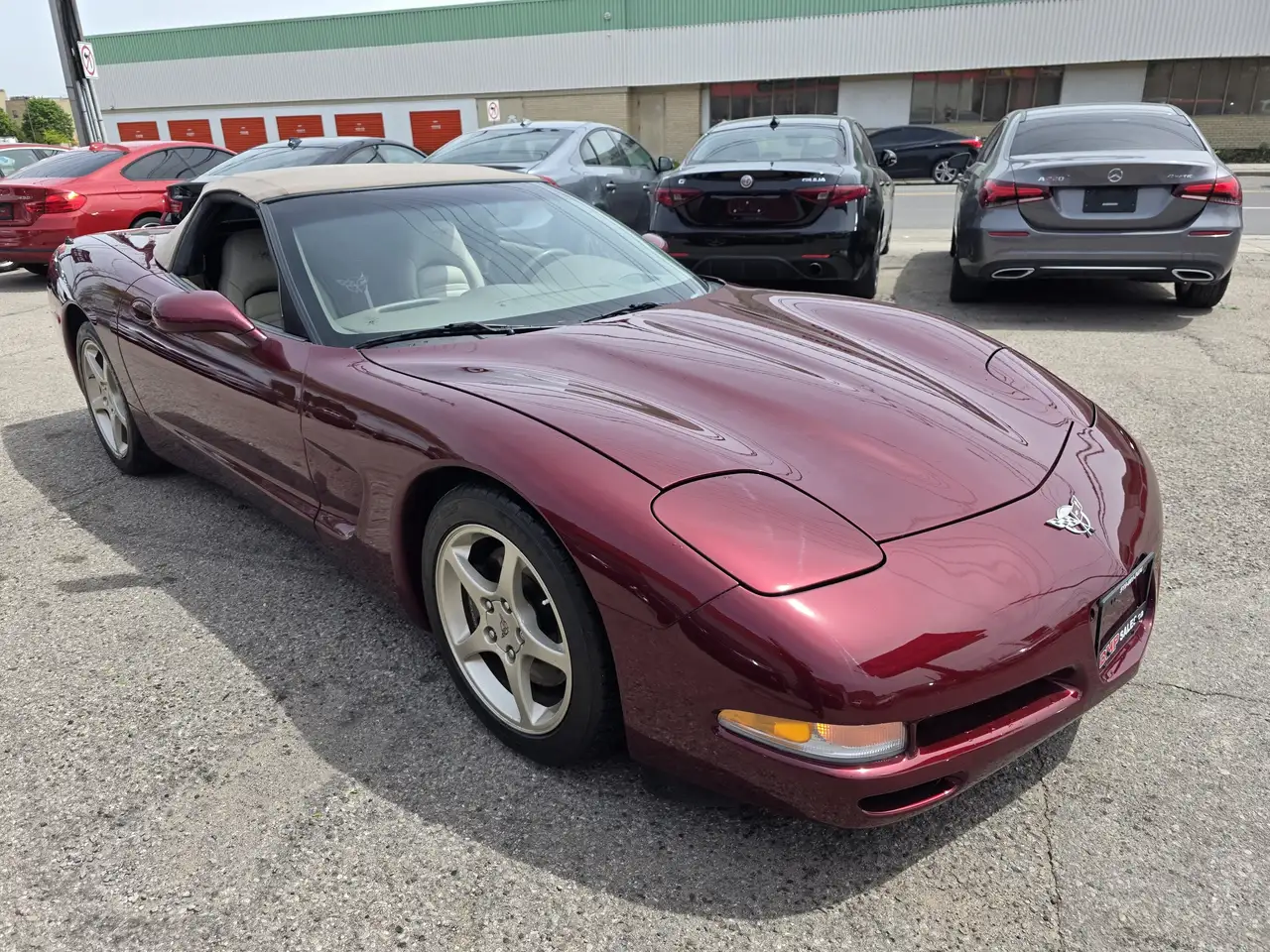 Chevrolet Corvette снимка Chevrolet Corvette