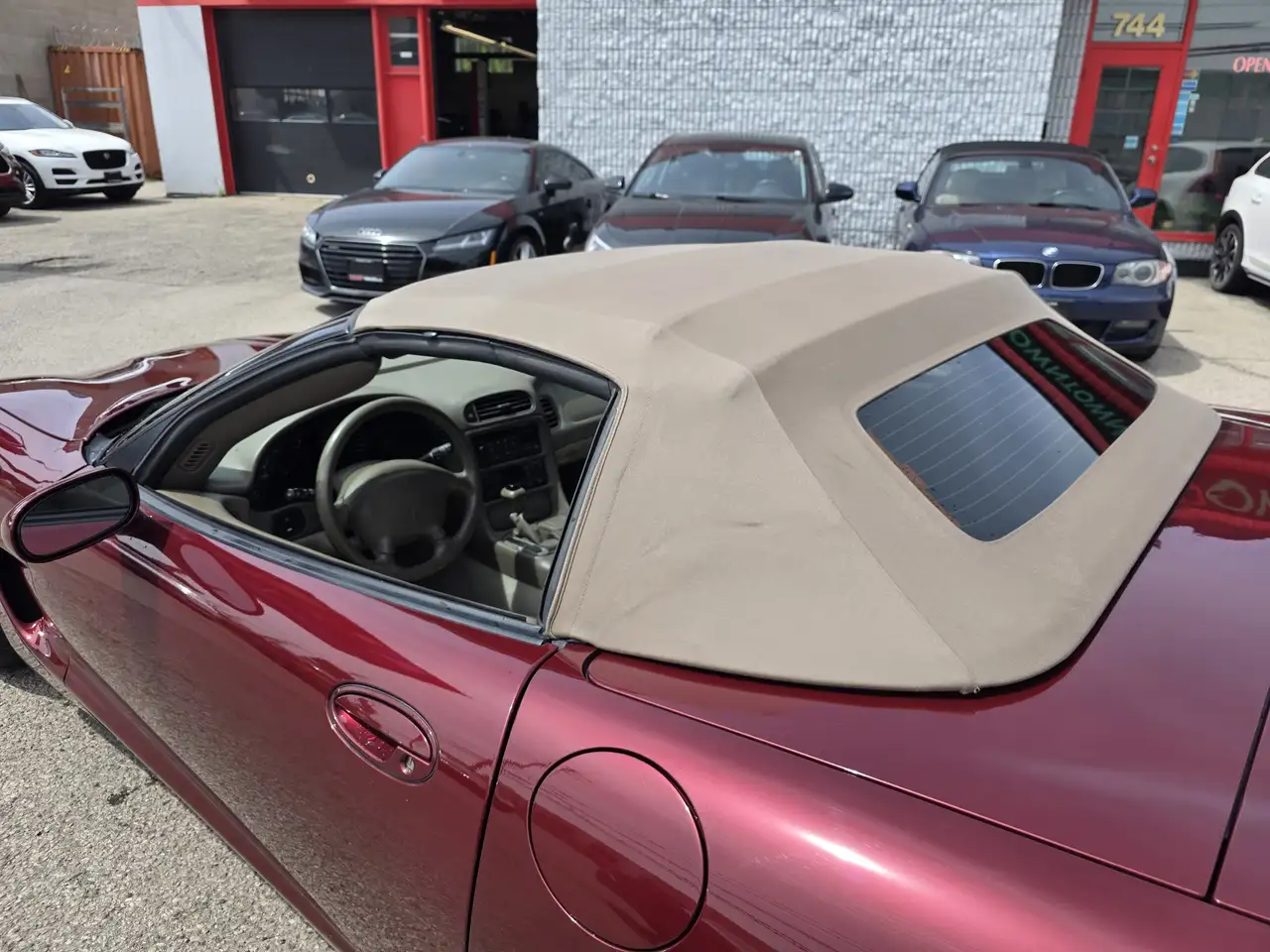 Chevrolet Corvette снимка Chevrolet Corvette