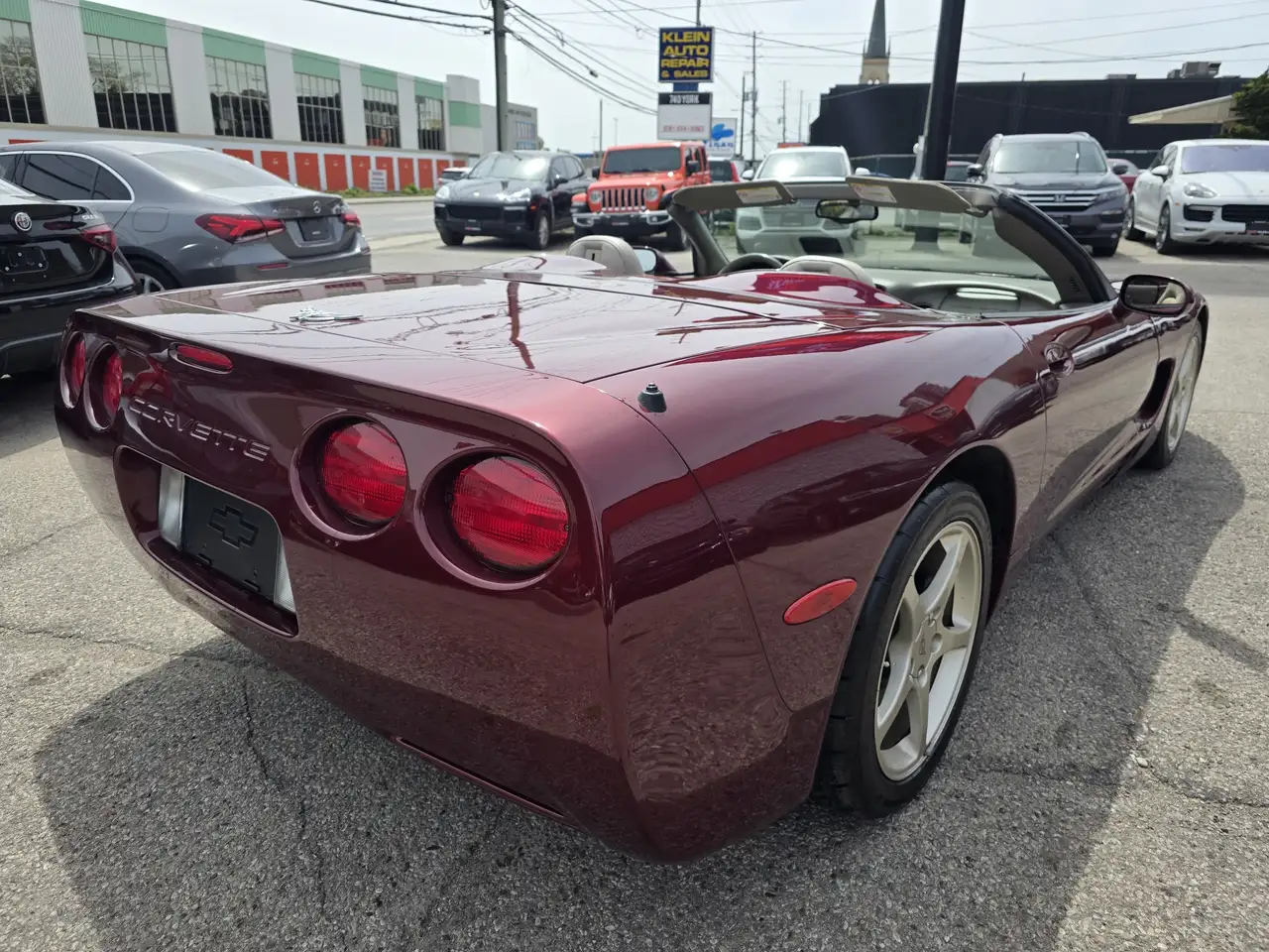 Chevrolet Corvette снимка Chevrolet Corvette