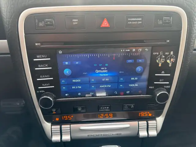 Porsche Cayenne view 17