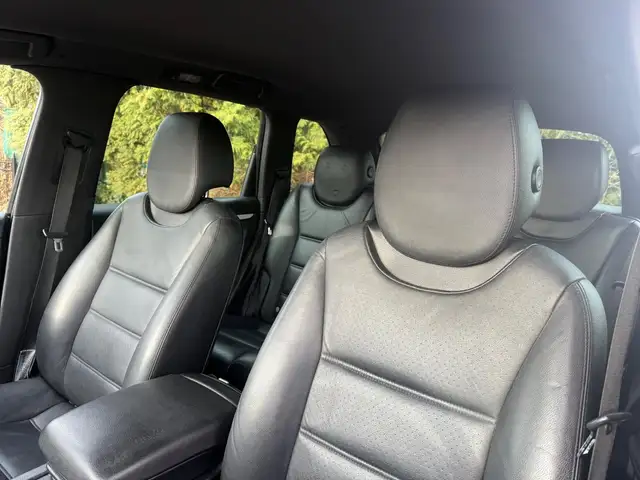 Porsche Cayenne view 25
