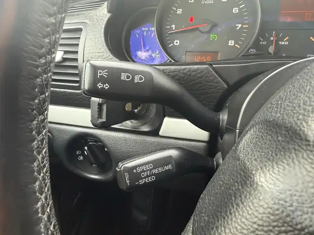 Porsche Cayenne view 19